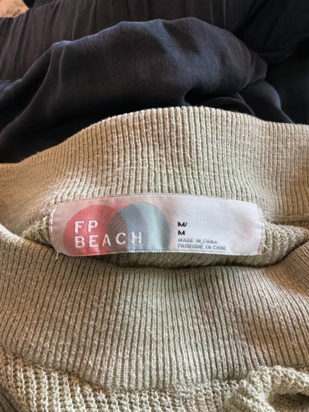 Free People Beach women's celery green relaxed fit Ella sweater size Medium - Picture 5 of 5